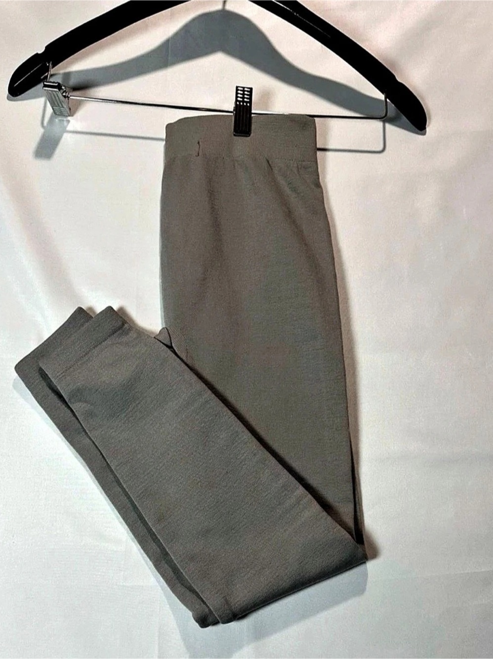 Contact Soft Gray Stretch Leggings – Casual & Comfy Fit – Size M